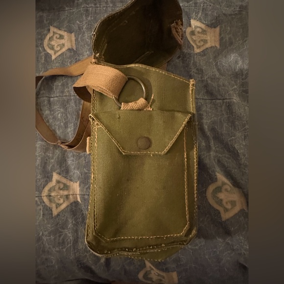 US Military Grade Canvas Bag Vintage Green Vietnam GI Ammo Green Veteran Camping - Picture 6 of 14